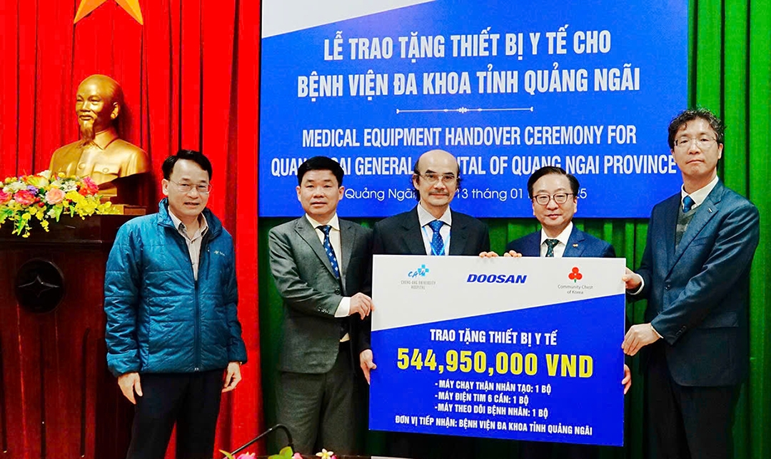 Bệnh viện Đại học Chung Ang khám bệnh miễn phí 1500 người dân Quảng Ngãi